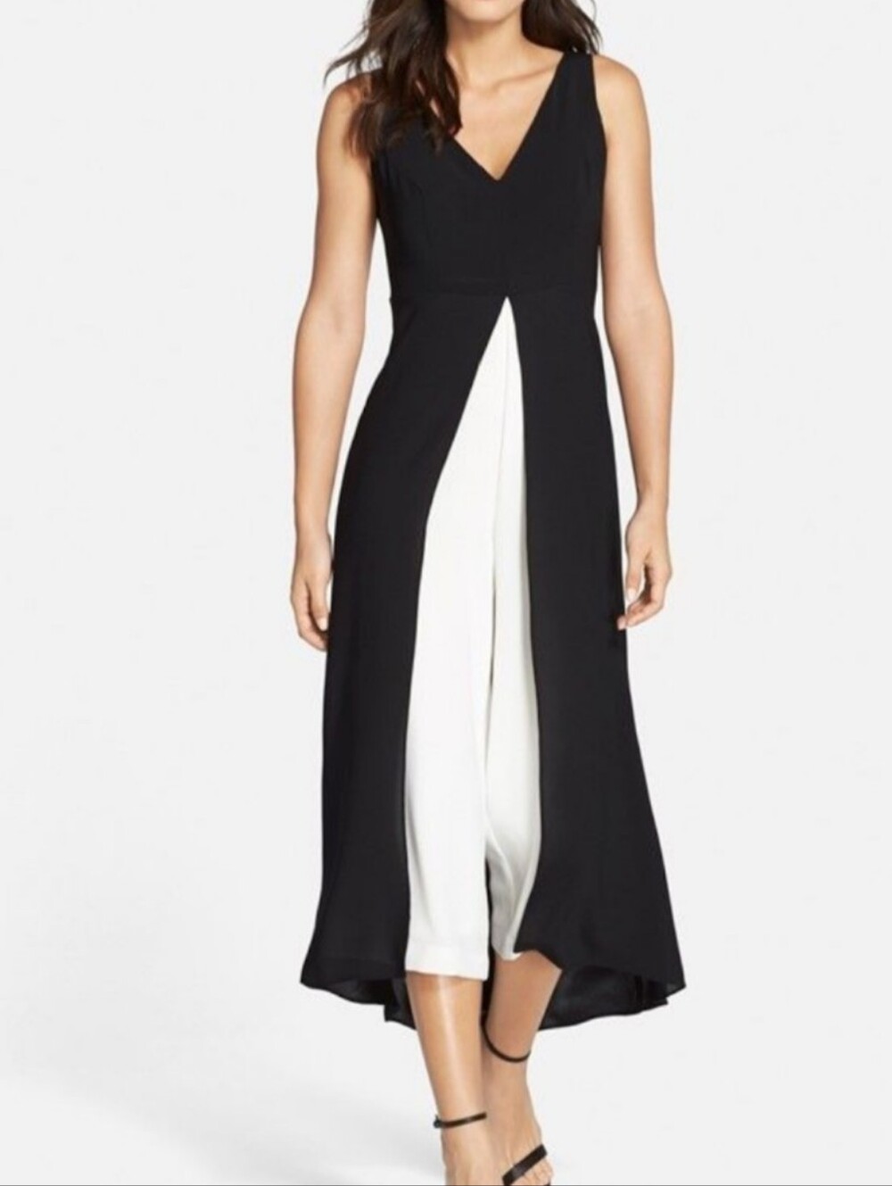 Adrianna Papell Black and White High-Low V-Neck Dress/pantsuit